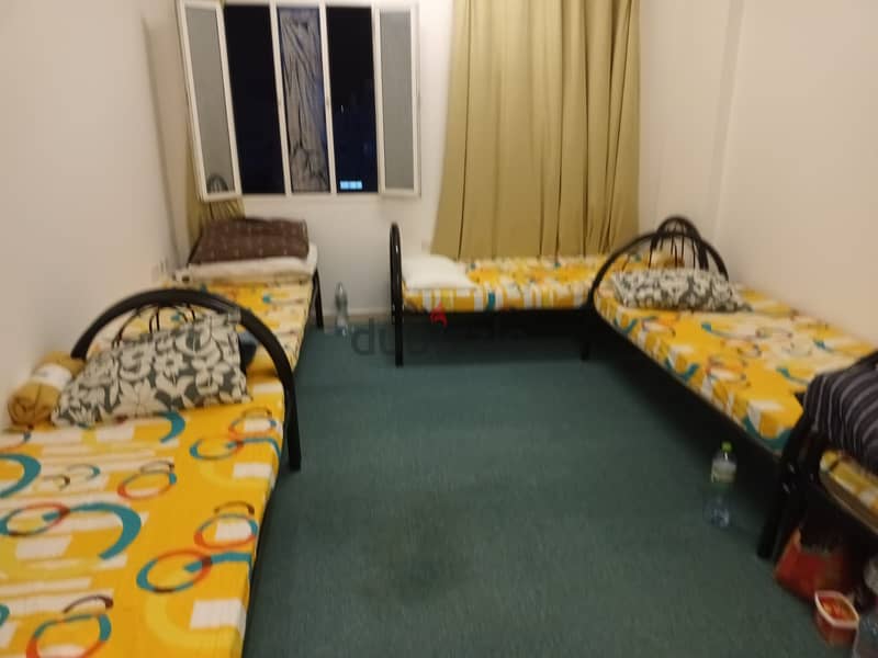 Accomodation / Bachelor Room, Bed Space Furnished available for Rent 2
