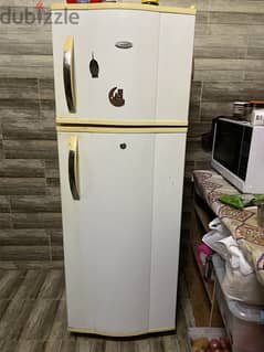 400 Liters Whirlpool  Refrigerator  in very good condition