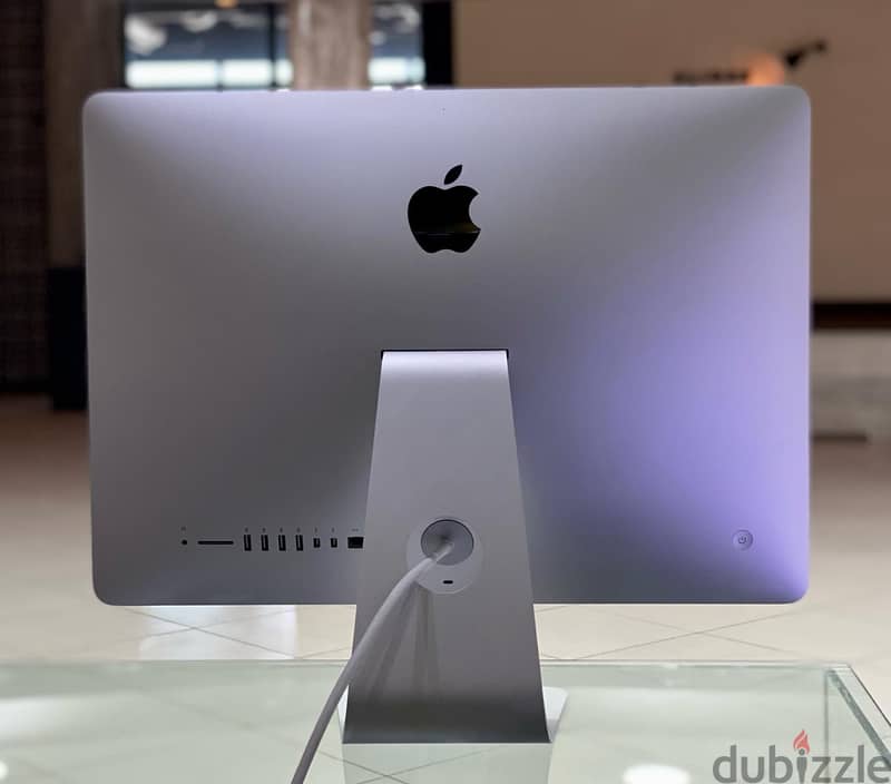 iMac (21.5" 4K 2015) 16GB, 512GB SSD Clean Condition 1