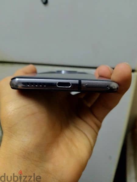 one plus 7t. . . . phone is in good condition. . . . no problem 2
