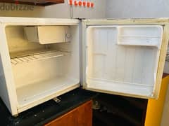 Smart bedroom fridge in bery good condition