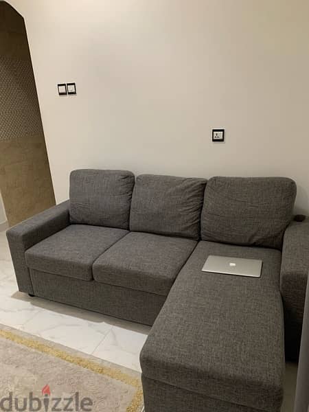L shape sofa 3months used | كنبة للبيع مستخدم ٣ شهور 0
