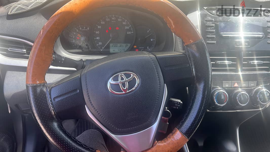 Used yaris for sale 2