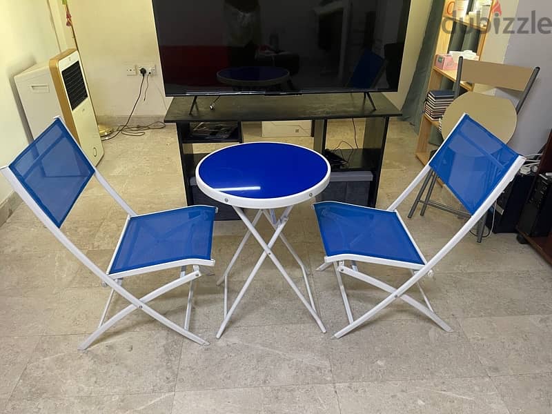 table and 2 chairs for sale 1