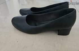 cut shoes black
