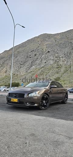 Nissan Maxima 2012 GCC ( Only 185K Km Used)