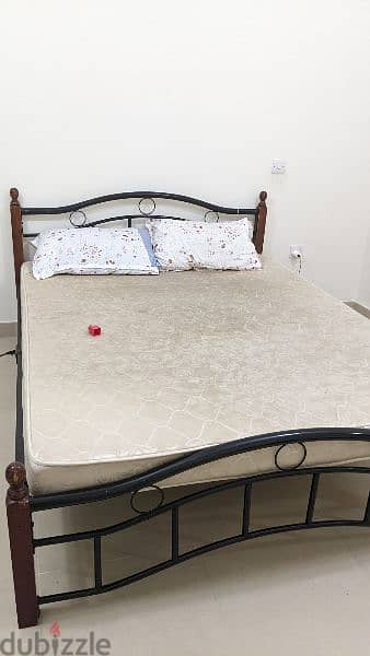 queen size bed with mattress for sle 1