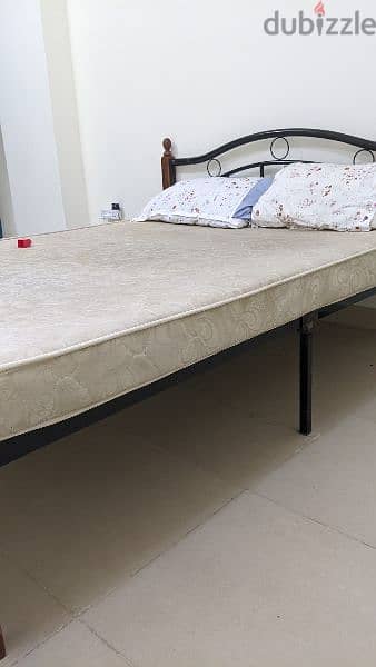 queen size bed with mattress for sle 2