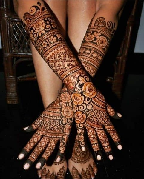 Henna designer-Fulfill your dream designs for reasonable price 8