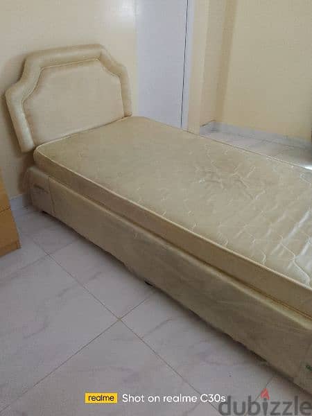 ٢ سرير راحة للبيع 2Raha beds for sale 1