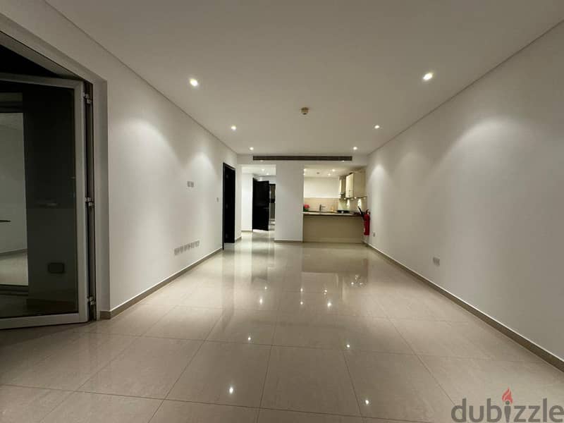 For Rent 2 Bhk Flat +1 In Al Mouj   للإيجار شقة غرفتين +1 في الموج 6