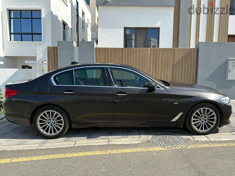 BMW 530 2017 Oman Agency Service 1