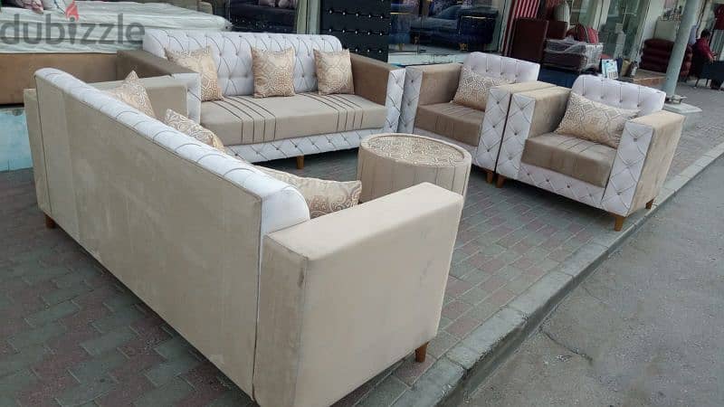 new sofa 8siter with table with delivery in Muscat 2