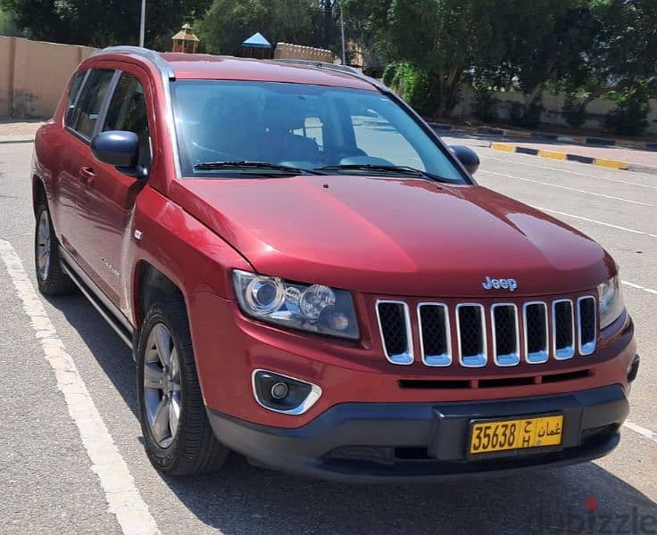 Jeep compass 2016 4wd for sale. price 4300. slightly negotiable. 3