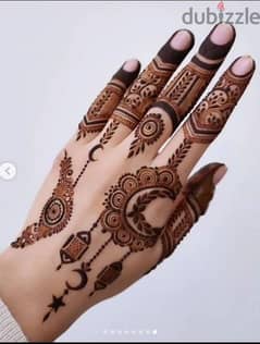 Henna Designer Available Behind Indian School Ghubra 0