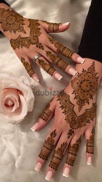 Henna Designer Available Behind Indian School Ghubra 2