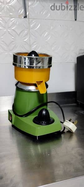 juice sqeezer ice cutter   blender 1