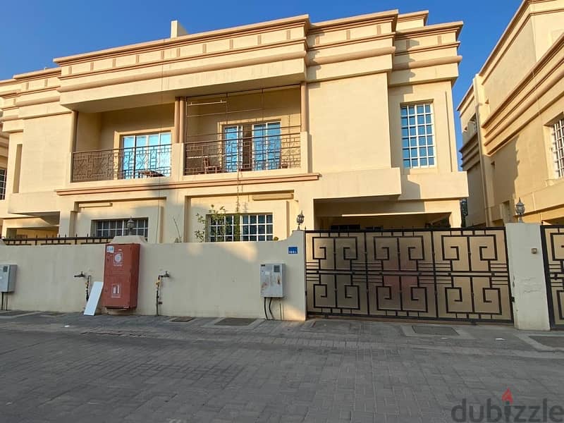 Villa in compound ( Al KHOUDH ) 7