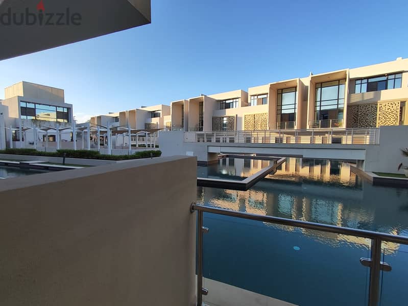 Hot new year deal, Lagoon villa in Al zein complex sur al Hadid direct 5
