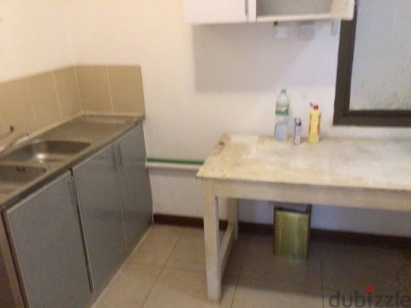 Commercial 2bhk flat for rent in Ruwi near ok centre 8