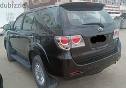 used Toyota Fortuner Black color, Single expat driven only 0