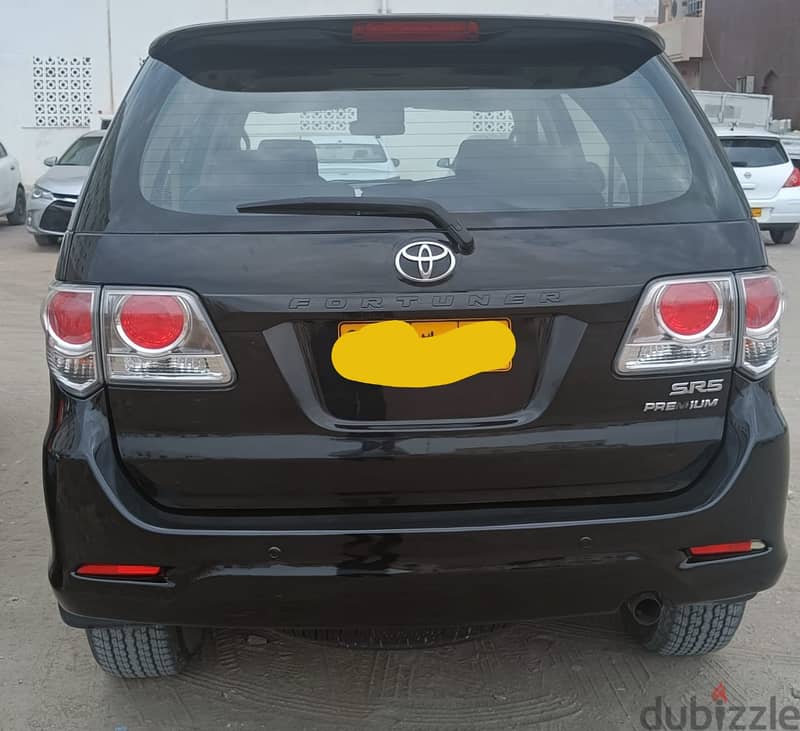 used Toyota Fortuner Black color, Single expat driven only 2