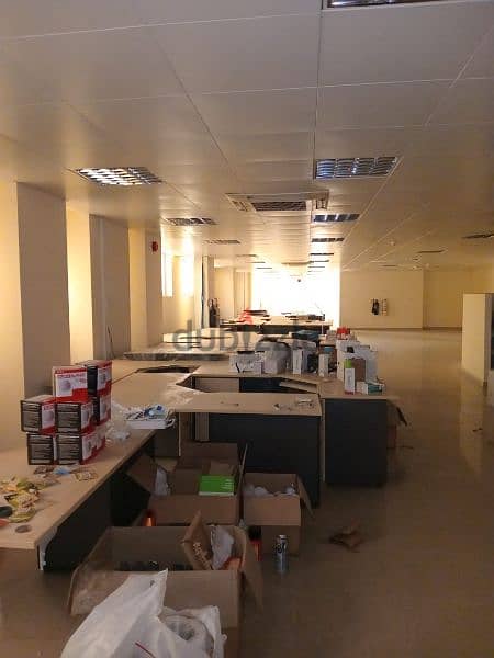 For rent offices and open spaces in a prime location in Al Ghubrah 3