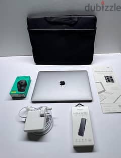 Apple Macbook pro A1989 2019, intel core i5, 16gb Ram, 512gb ssd