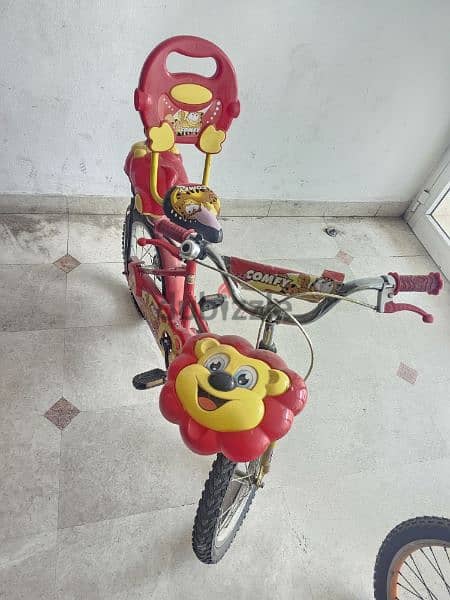 Cycle in good condition for girl of age from 3 to 8 years can ride it. 2