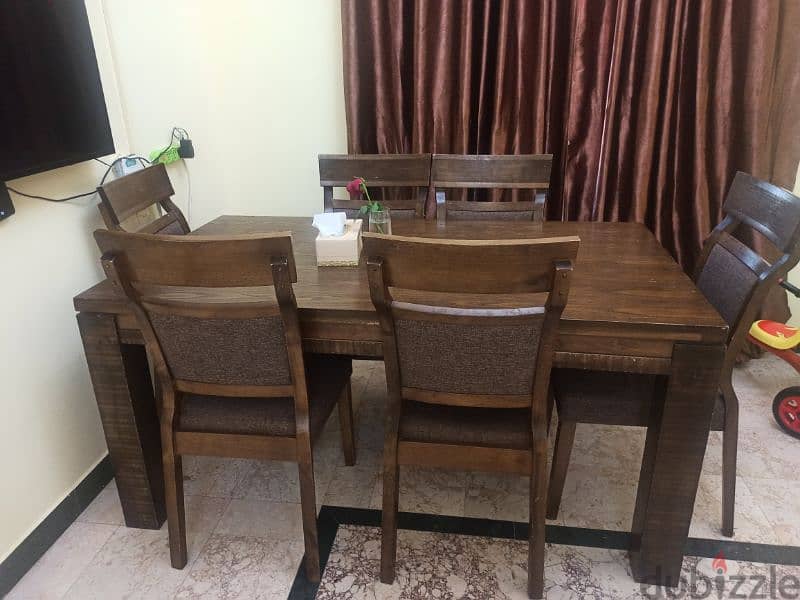 dining table with 6chairs 2