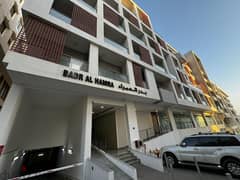 Apartment in a prime location in Qurum for rent