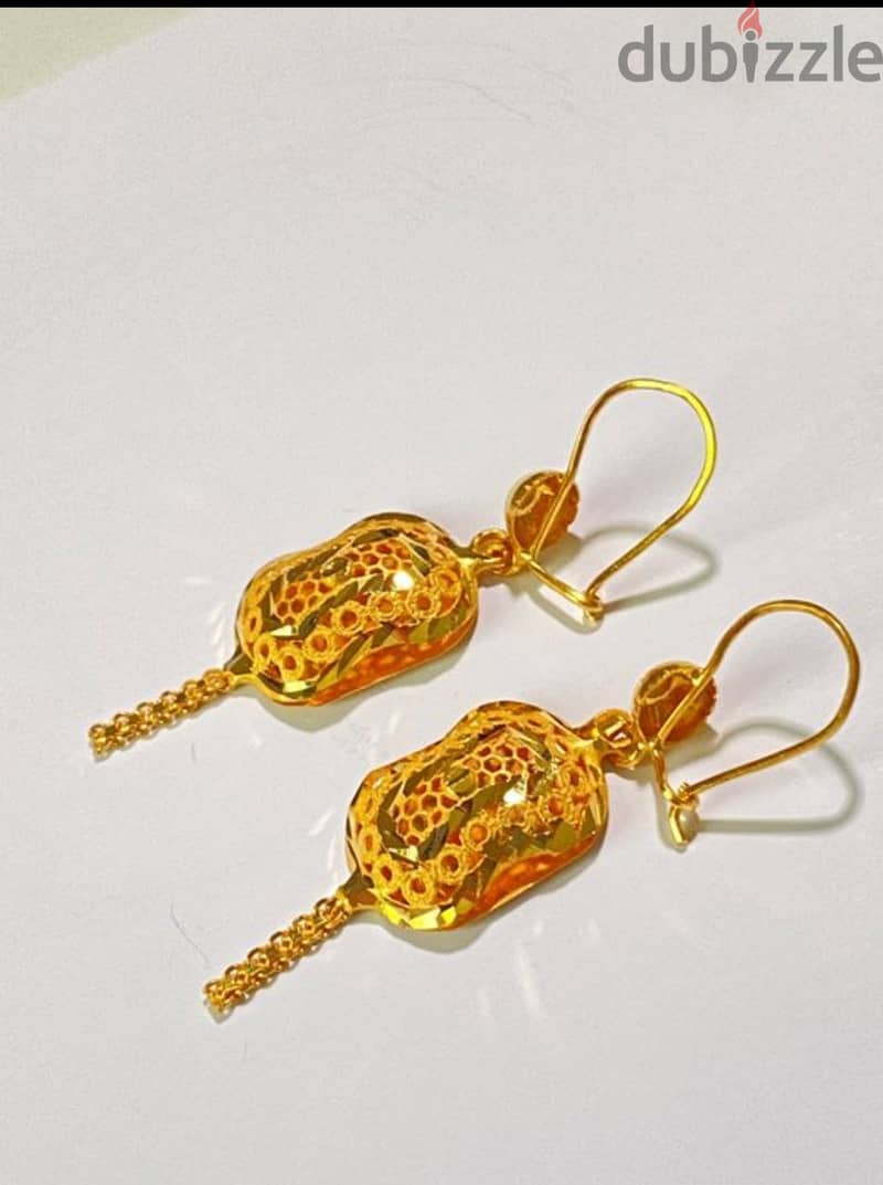 21kt yellow gold 4.4gr earing 2