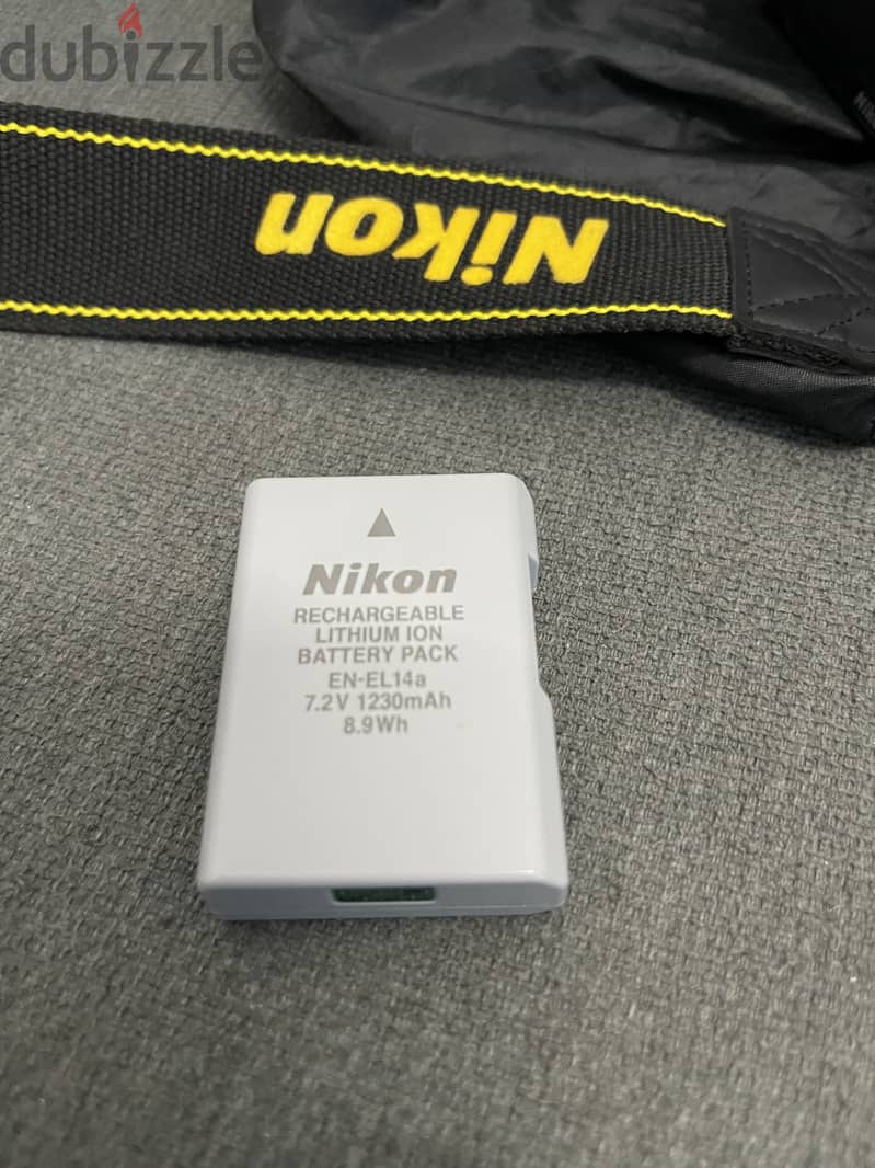 Nikon D3300 DSLR Camera (Mint Condition) 4