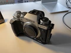 Fujifilm X-T4 Silver with 2 lenses for Sale