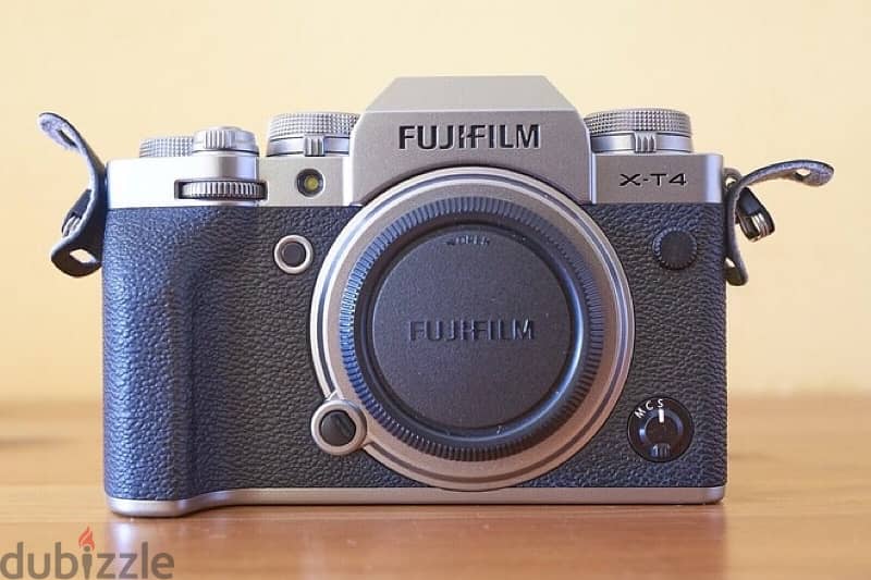 Fujifilm X-T4 Silver with 2 lenses for Sale 1