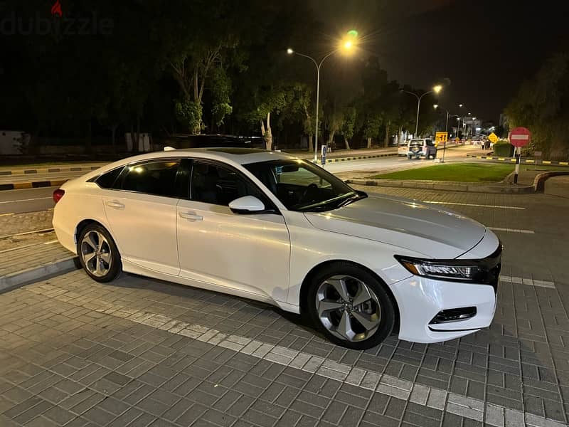 Honda Accord 2018 entire service history (expat owned) 3