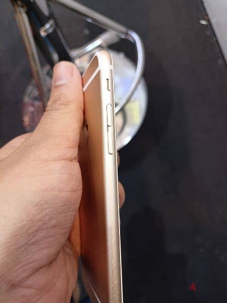 Apple I phone 6 gold  colour very good condition 128 GB storage 5