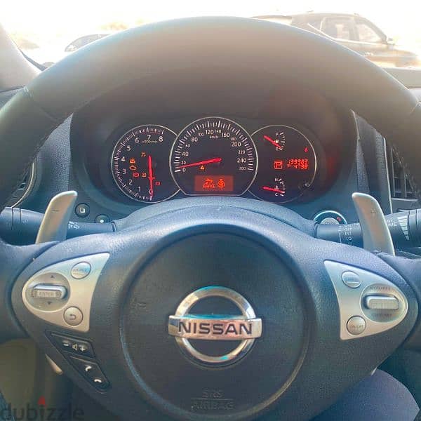 Nissan Maxima 2011 4