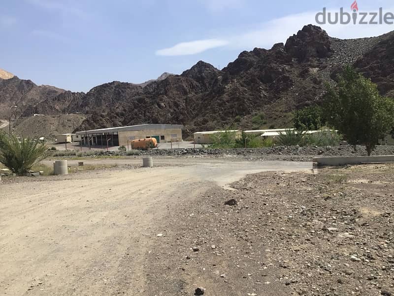 Commercial industrial land for rent /warehouse construct in wadi kabir 5