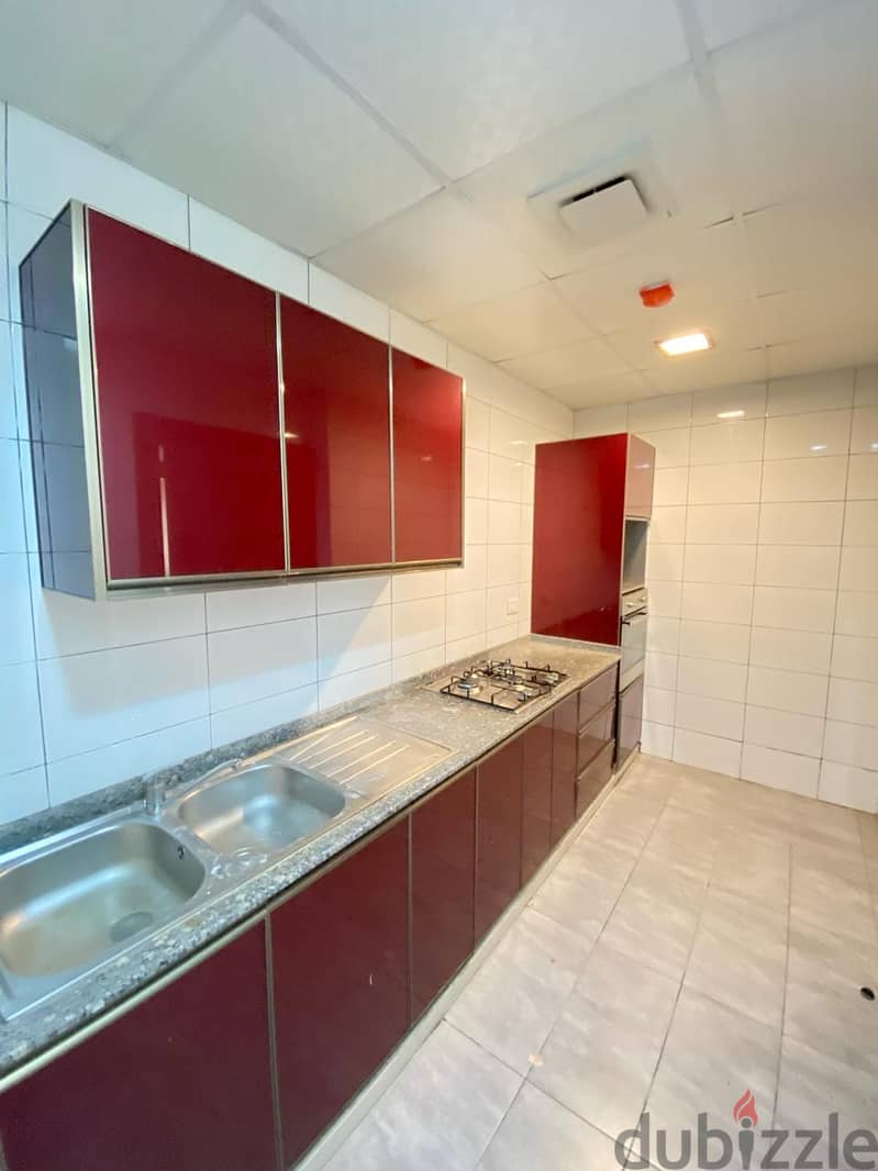 A distinctive apartment for rent in Al Mawaleh - including internet 2