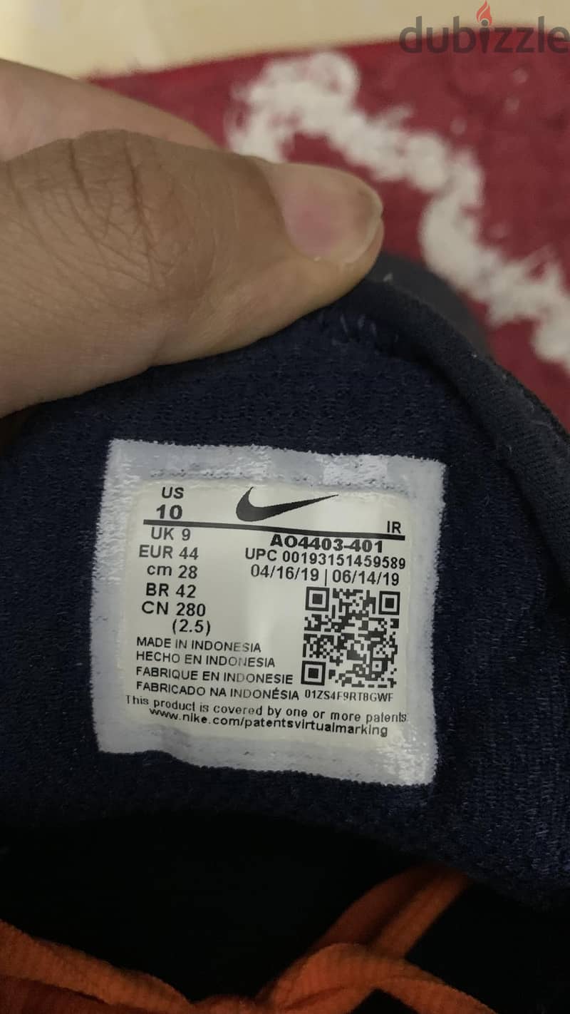 Nike shoes (used only 3 times) 2