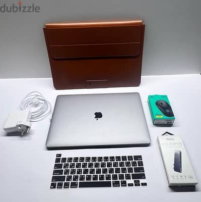 Apple Macbook pro A1990 2019, i7 9th , 16gb ram,512gb ssd,4gb graphics