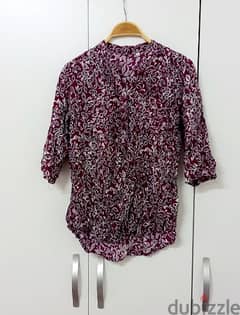 used blouse, 1 riyal only, size XXL, good condition,what's up 91252037