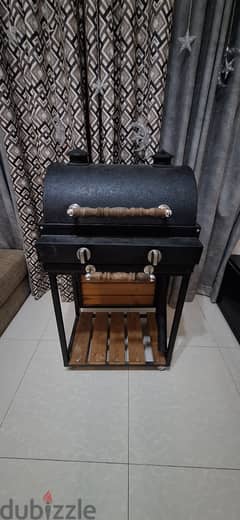 2 burner gas barbecue grill . . plz contact call / WhatsApp 92244820