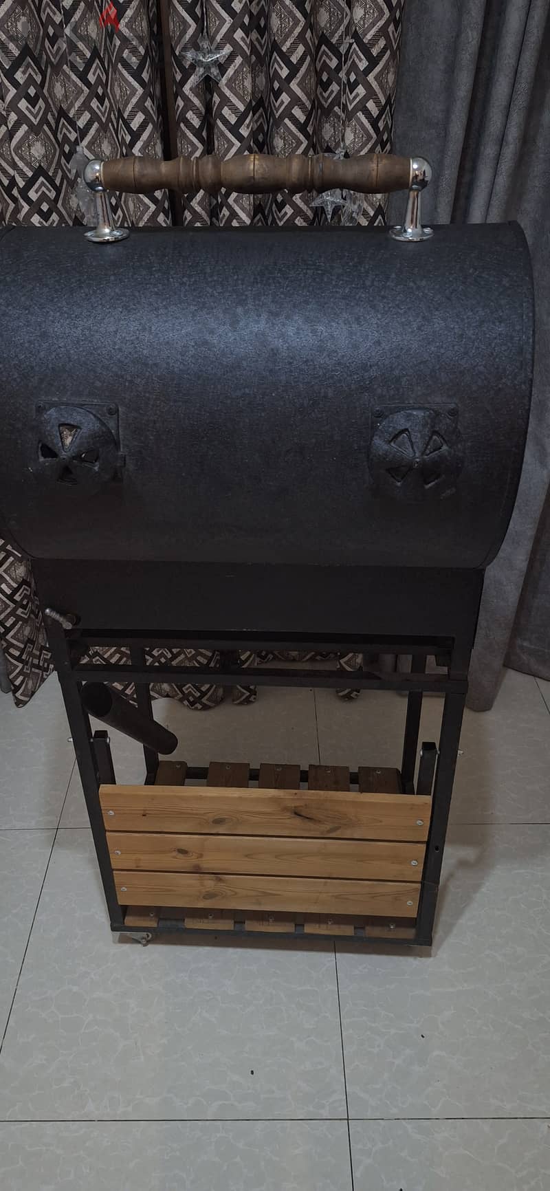 2 burner gas barbecue grill . . plz contact call / WhatsApp 92244820 12