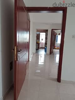 Room for rent/flat sharing, wave round board-near al mouj