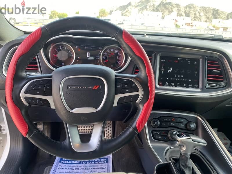 Dodge Challenger SXT Plus 2018 White in excellent condition. 6
