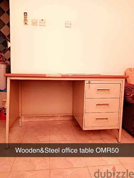 Office Table wooden and steel 1