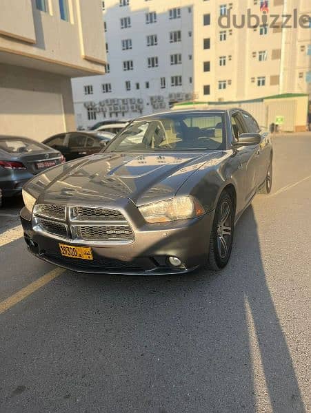 GCC Dodge Charger 2012,170,000 KM very clean car for serious buyer 4