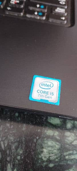 Dell 5280 core i5 8gb touch screen 3